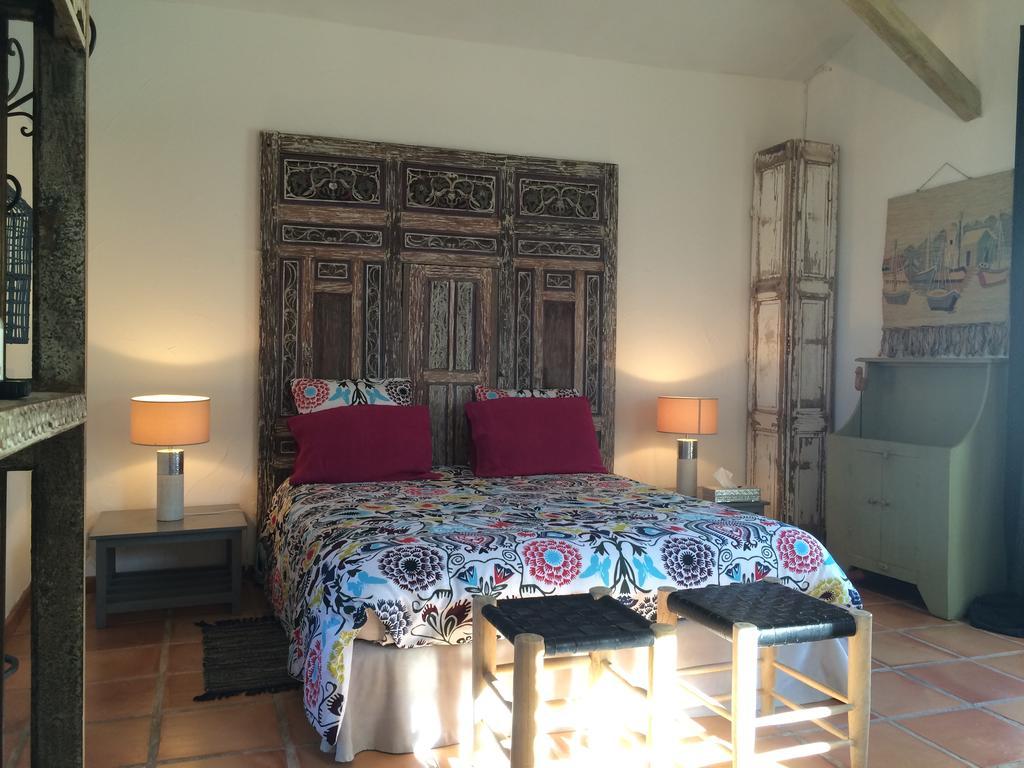 Terre de Boheme Hotel Vestric-et-Candiac Buitenkant foto